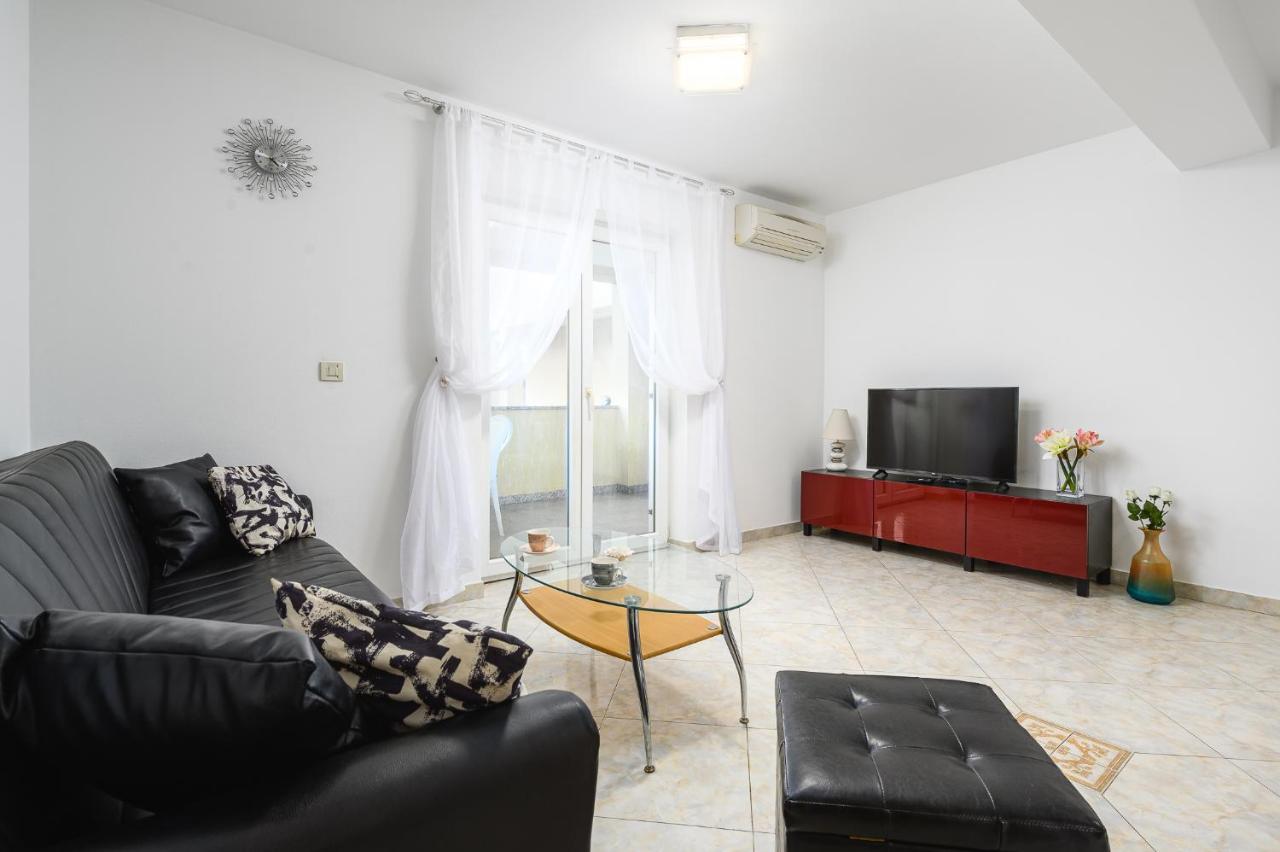 Stancija Amorozo 6 Poreč Extérieur photo